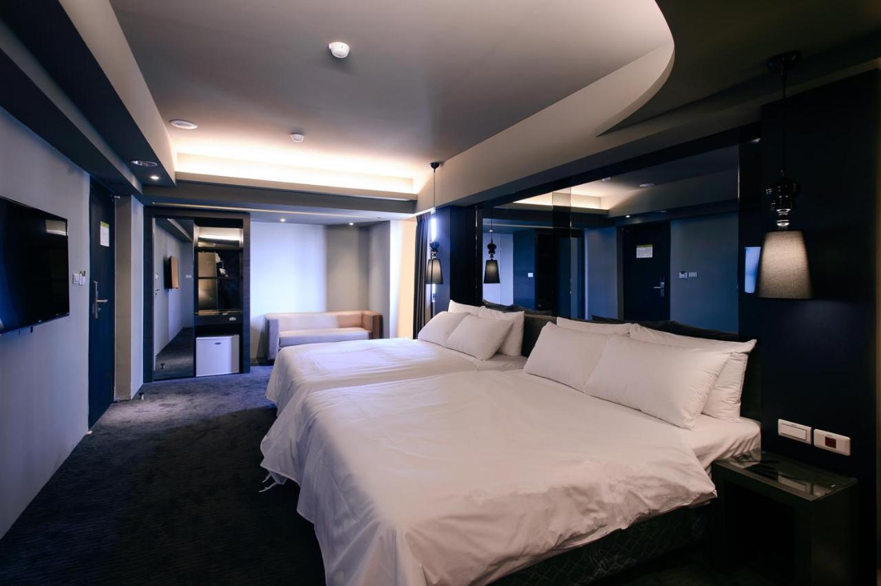 Kiwi Express Hotel - Jiuru Rd Kaohsiung Exterior photo